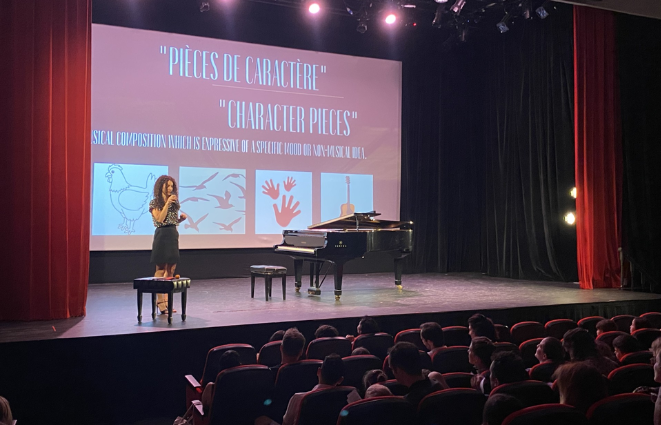 Odoo • Text and Image