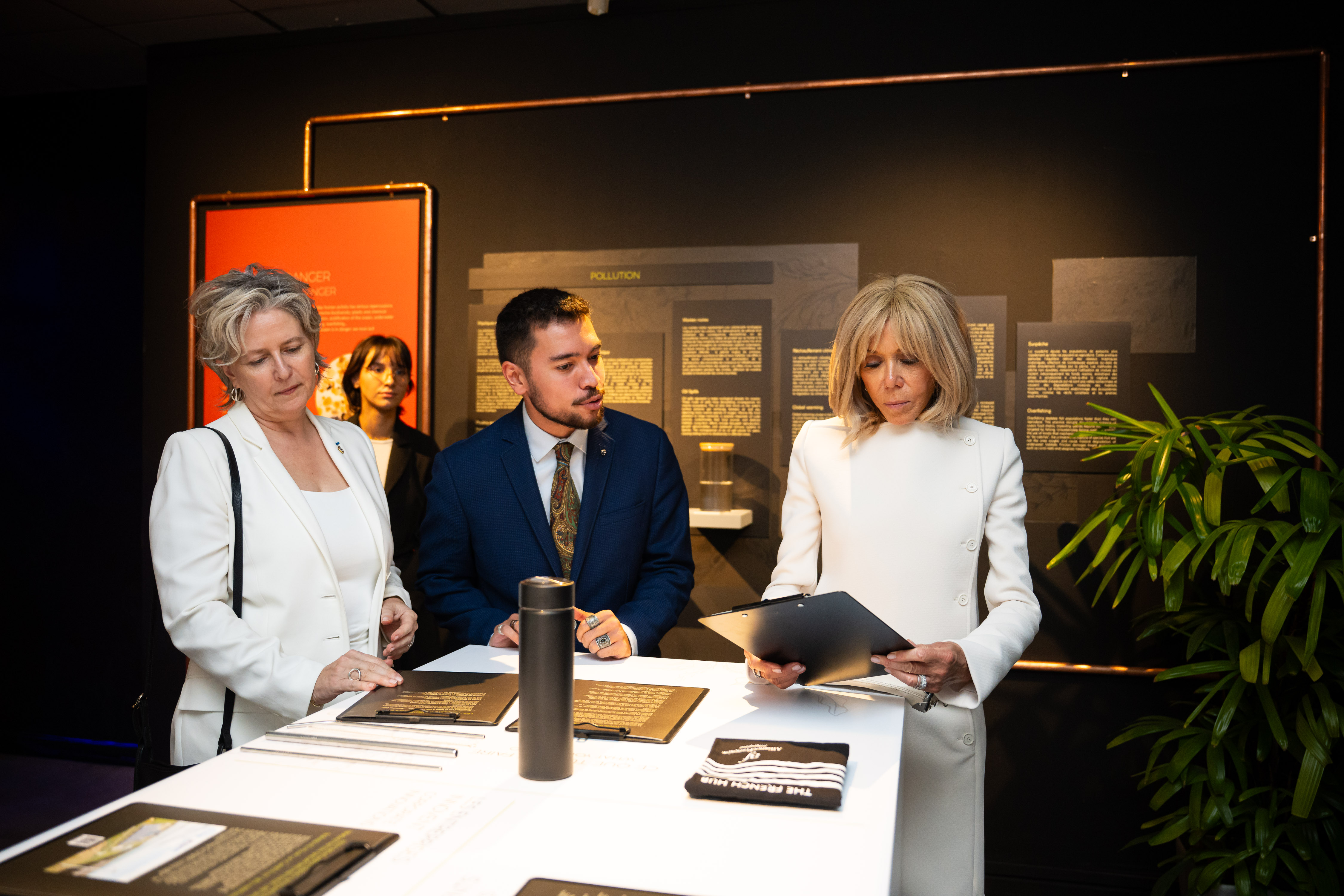 Odoo • Text and Image